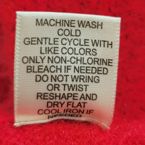 Sincerely Jules Red Cropped Cardigan Sweater w/Large Rhinestone Buttons | Size S - Picture 7 of 7